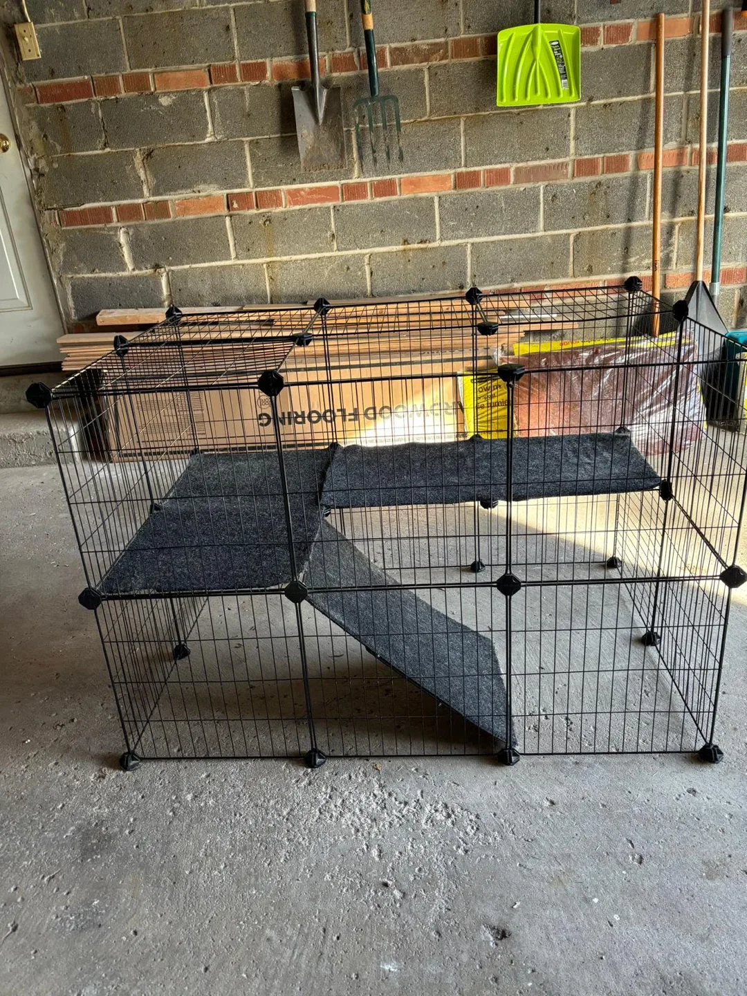Wire Pet Playpen with Platforms image indicator(4)
