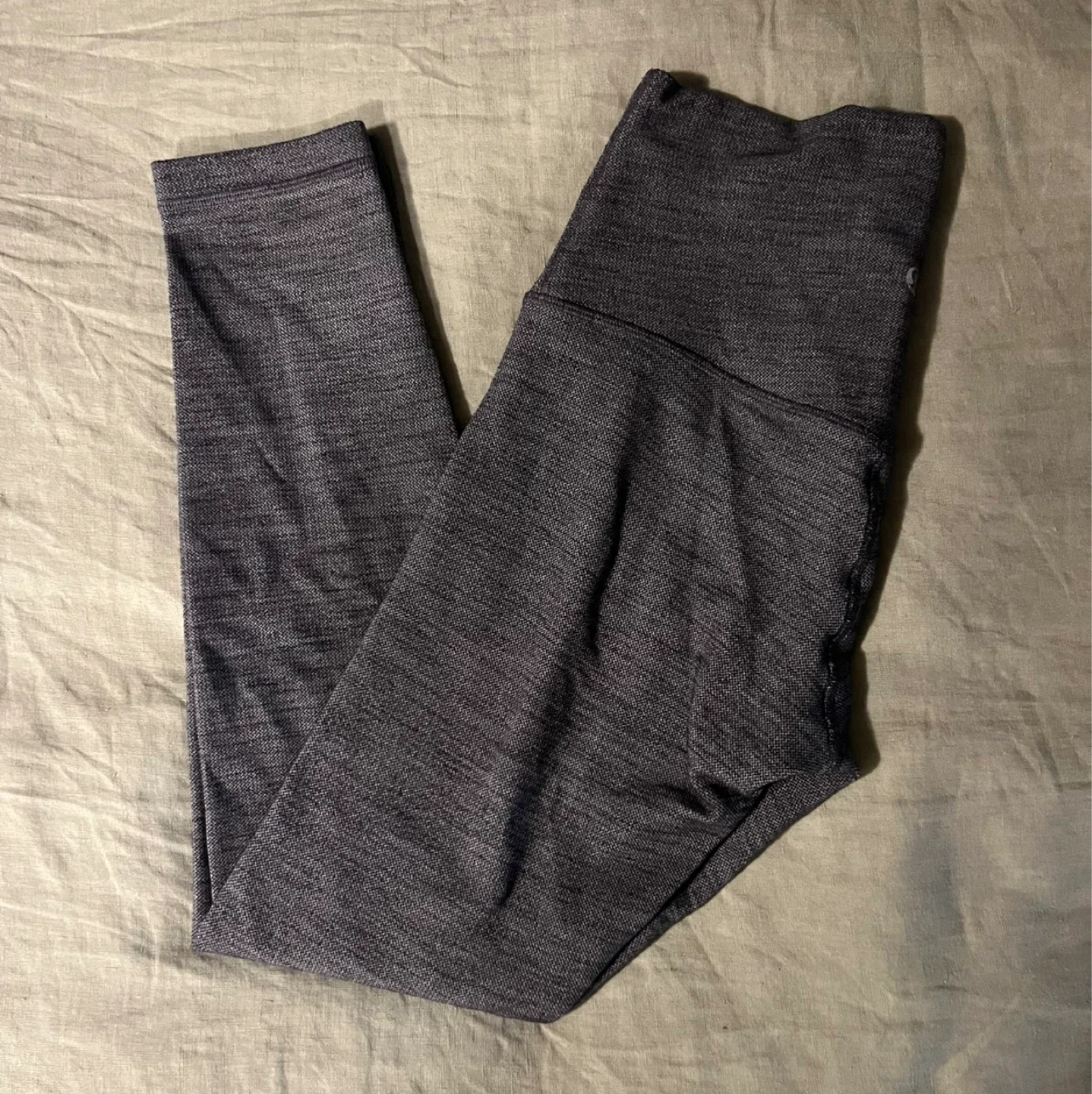 Lululemon Align Pant 25" herringbone- size 4 image indicator(5)