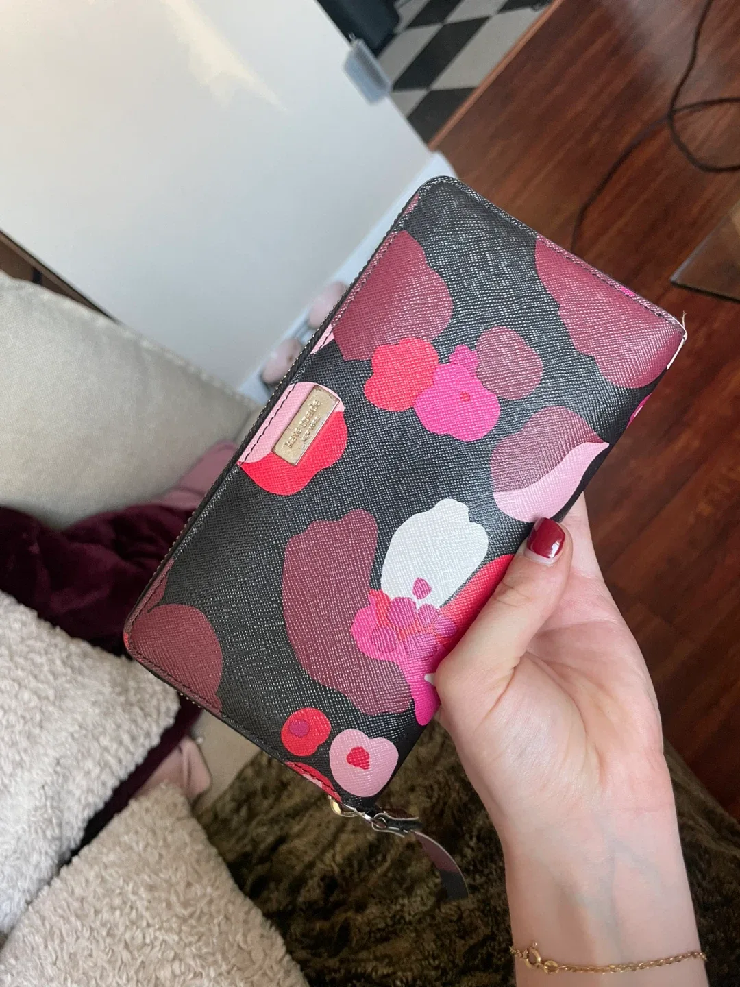Kate Spade floral wallet thumbnail