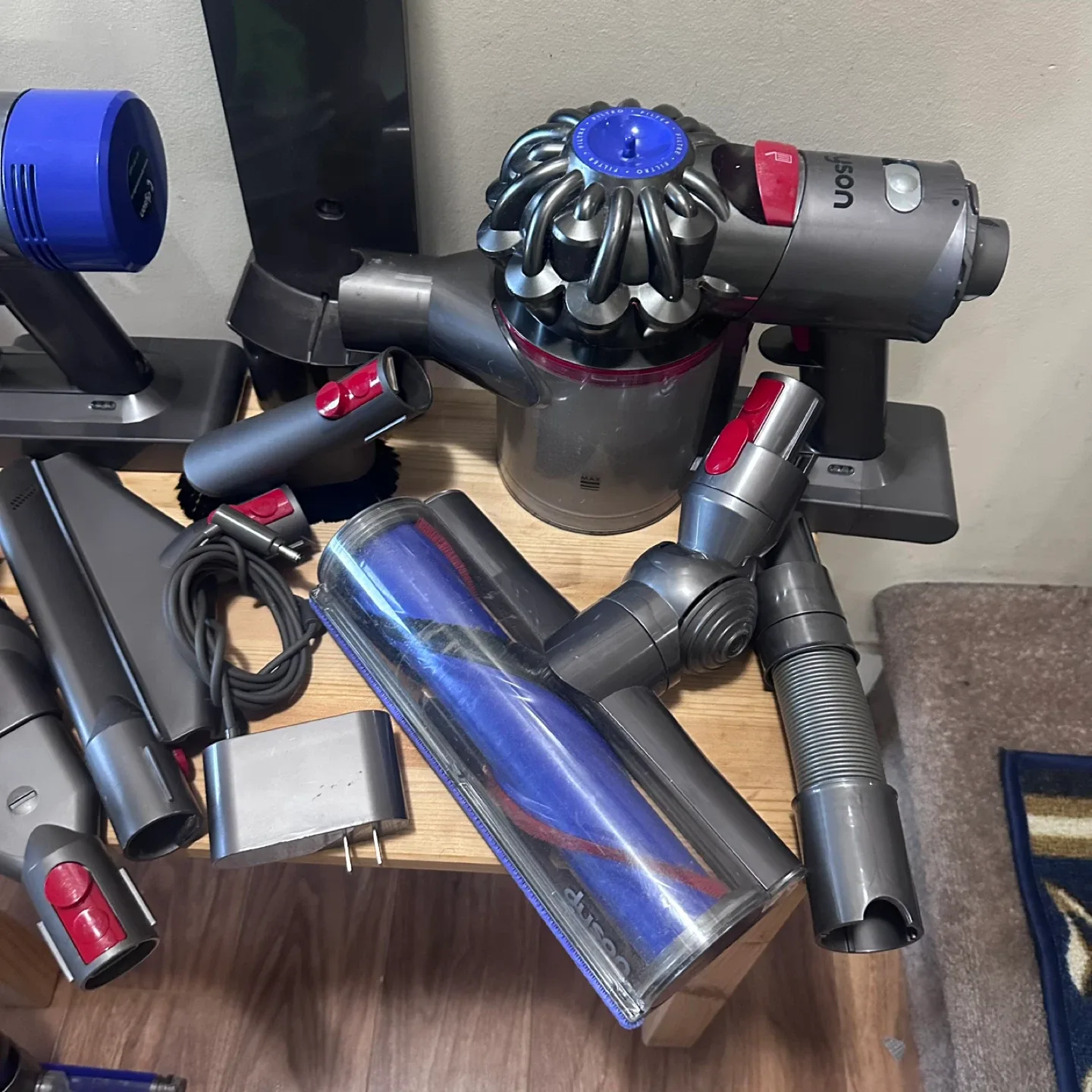 Dyson V6 Vacuum image indicator(3)