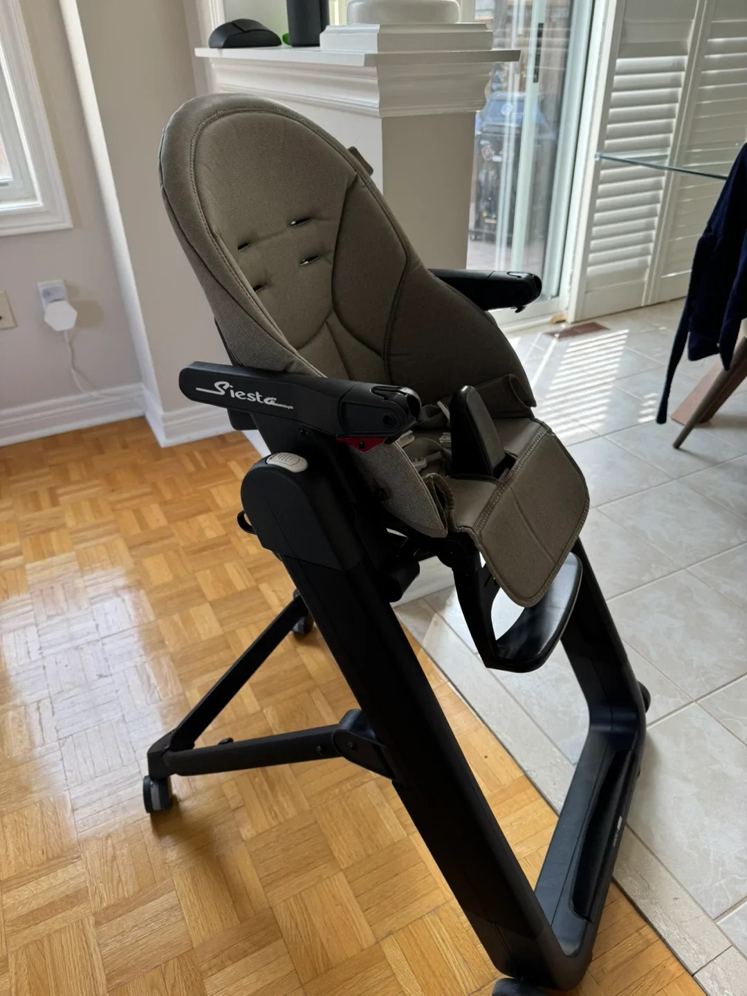 Peg Perego Siesta High Chair image indicator(4)