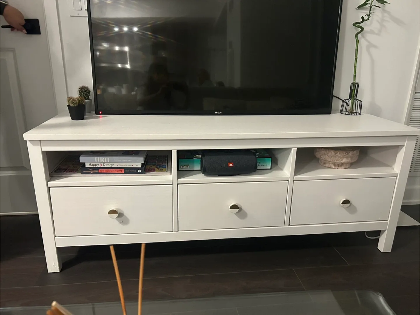 IKEA Hemnes TV Bench, White Stain image indicator(3)