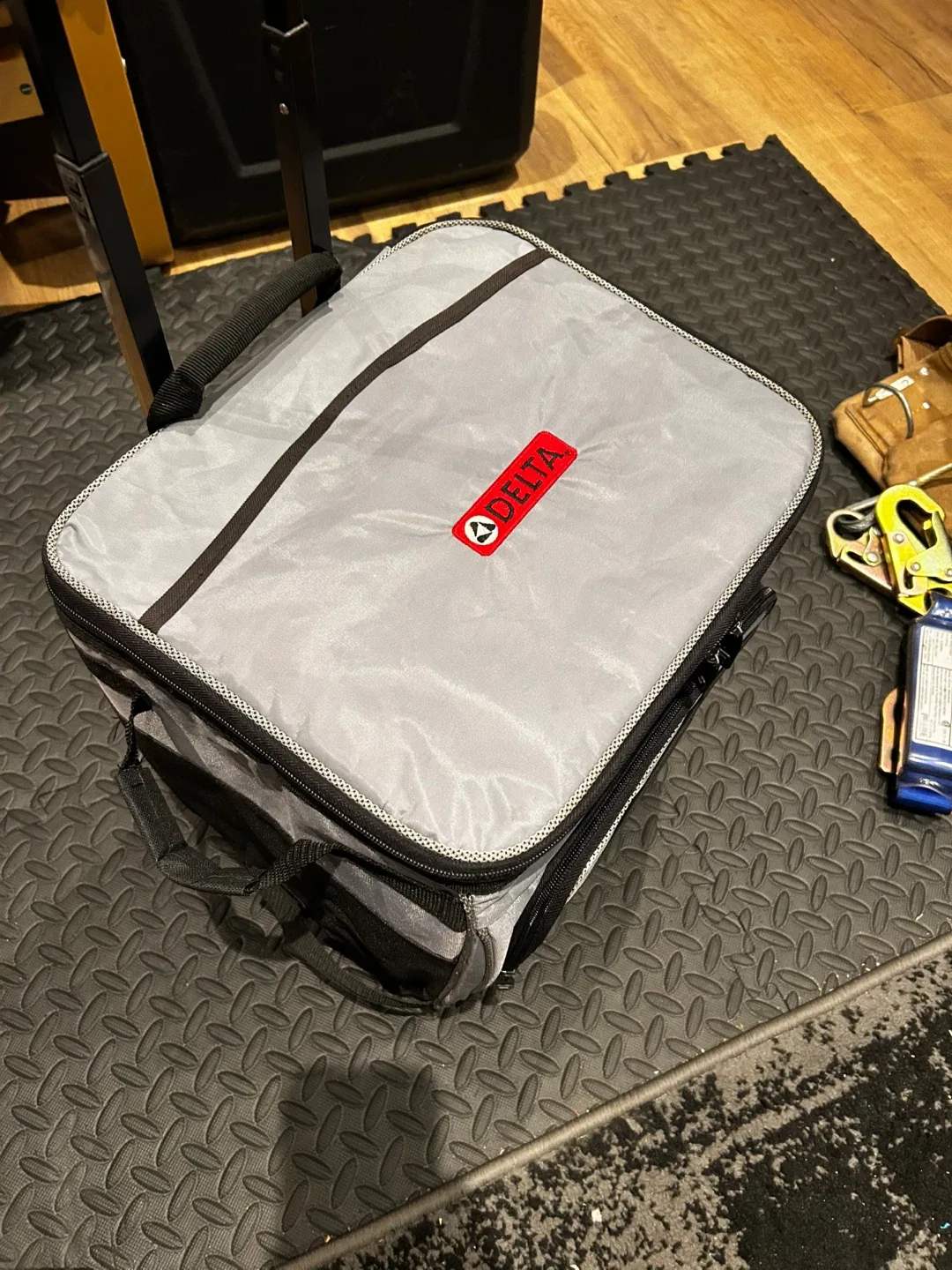 Delta Rolling cooler Bag image indicator(3)