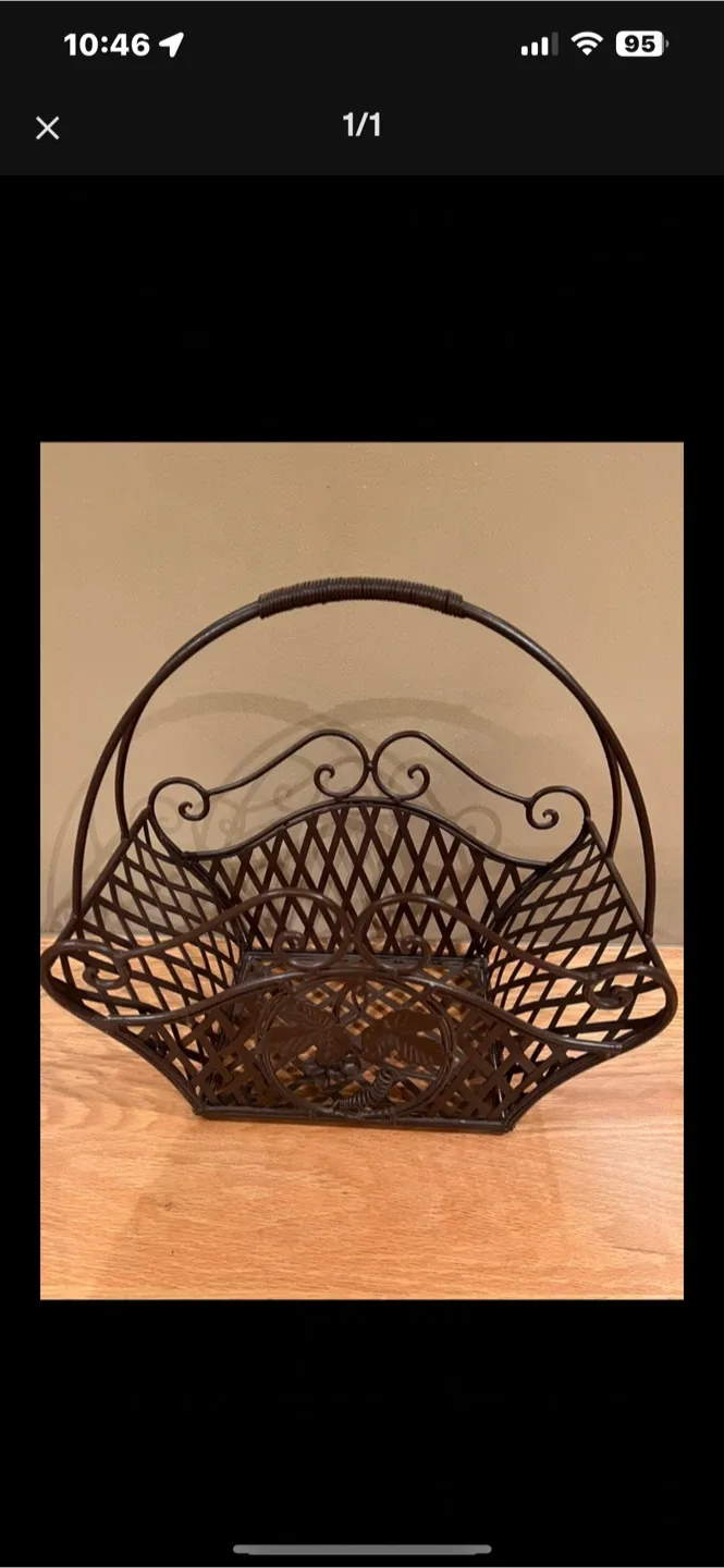 Wrought Iron Basket with Handle thumbnail