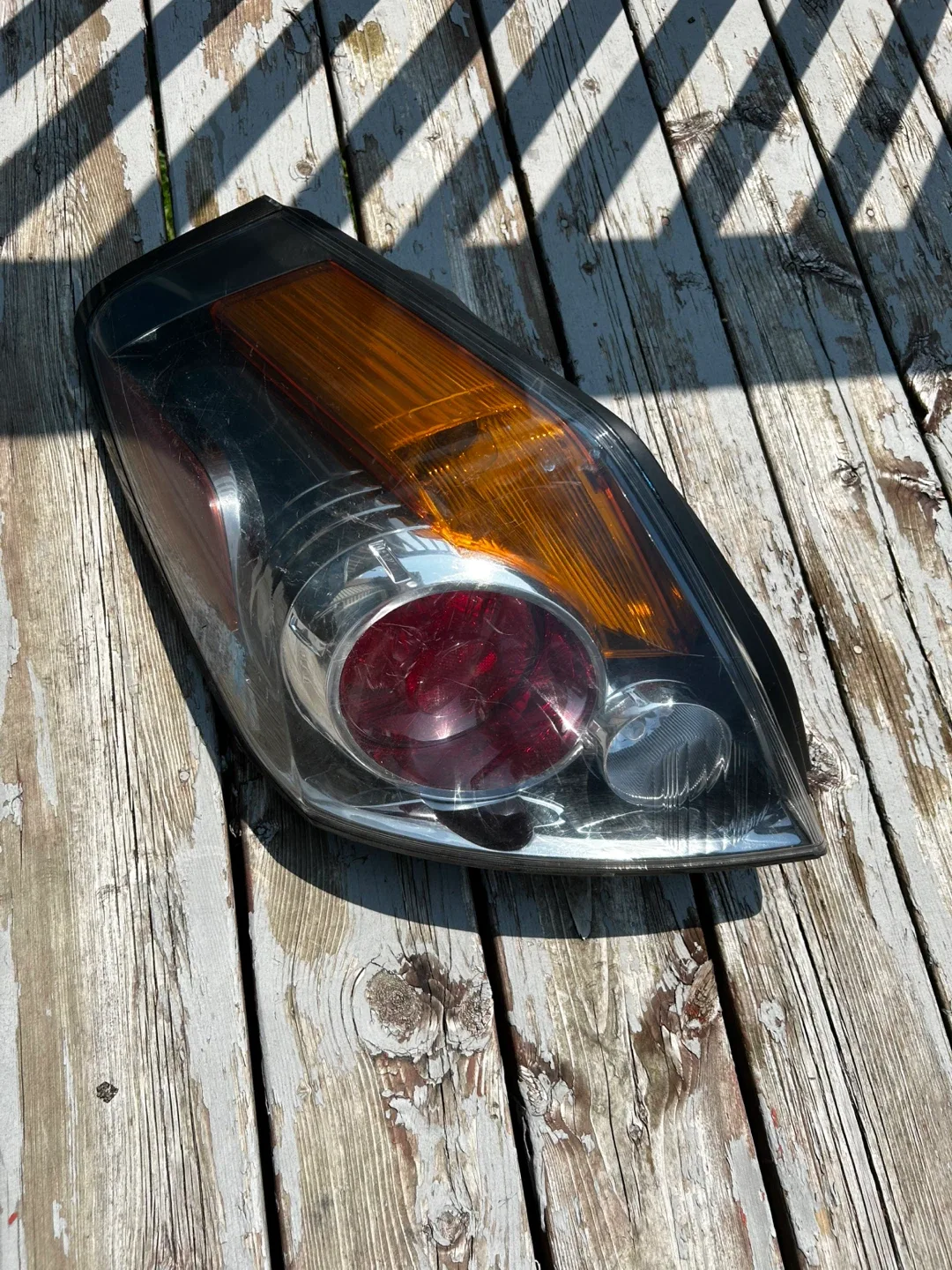 Nissan Altima  Headlight and taillight Assembly image indicator(2)