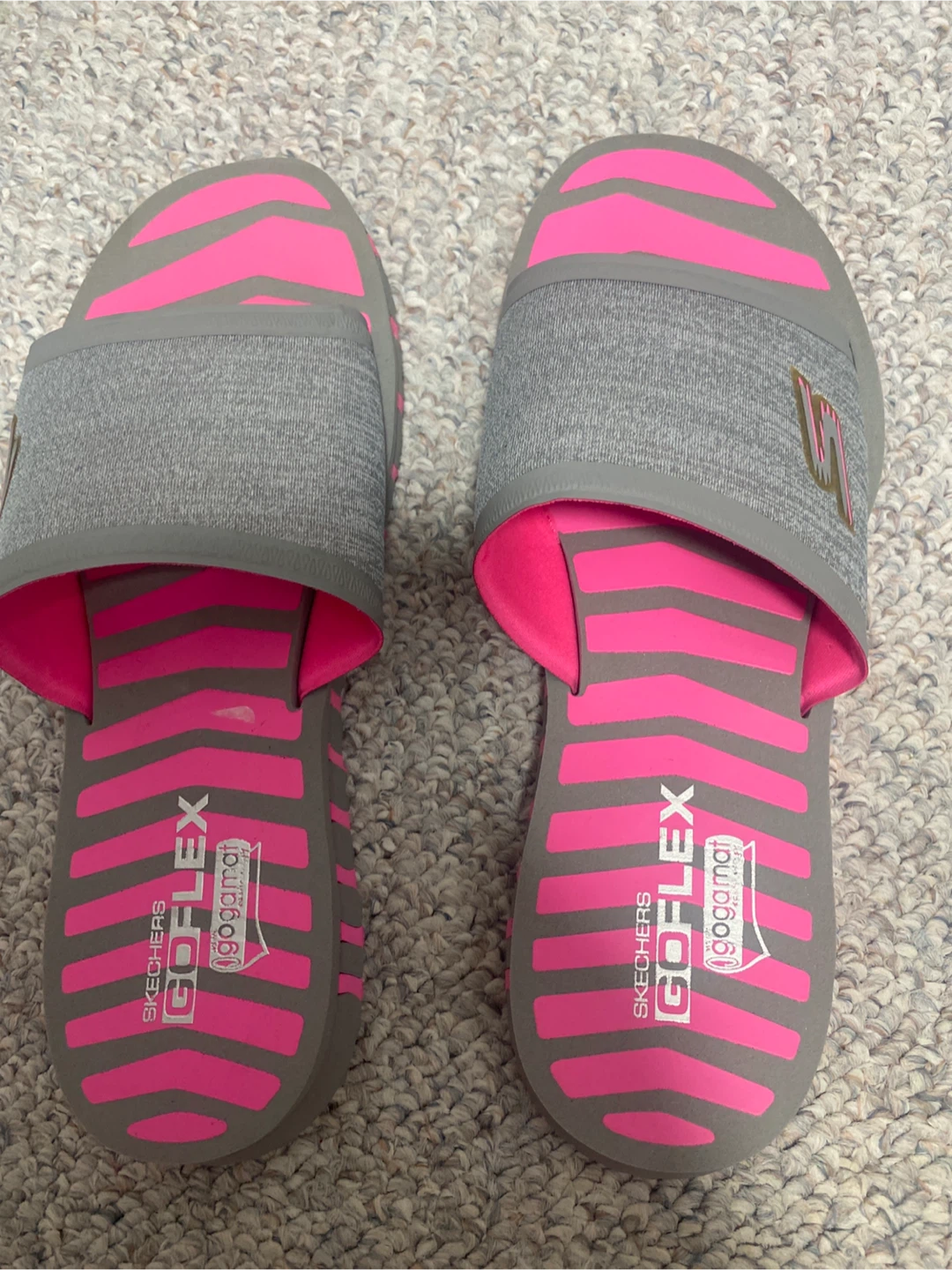 Skechers GO FLEX goga mat slides