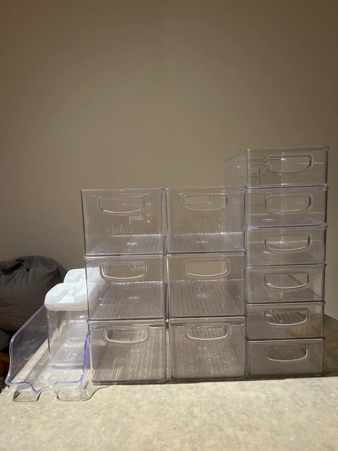 iDesign Stackable Fridge/Pantry Bins - Set of 12 + Freebies ✨ thumbnail
