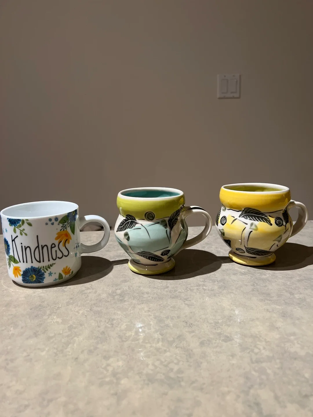 Decorative Coffee Mugs thumbnail