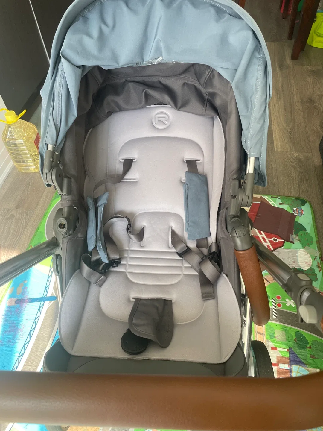 Stroller - Excellent Condition! image indicator(2)