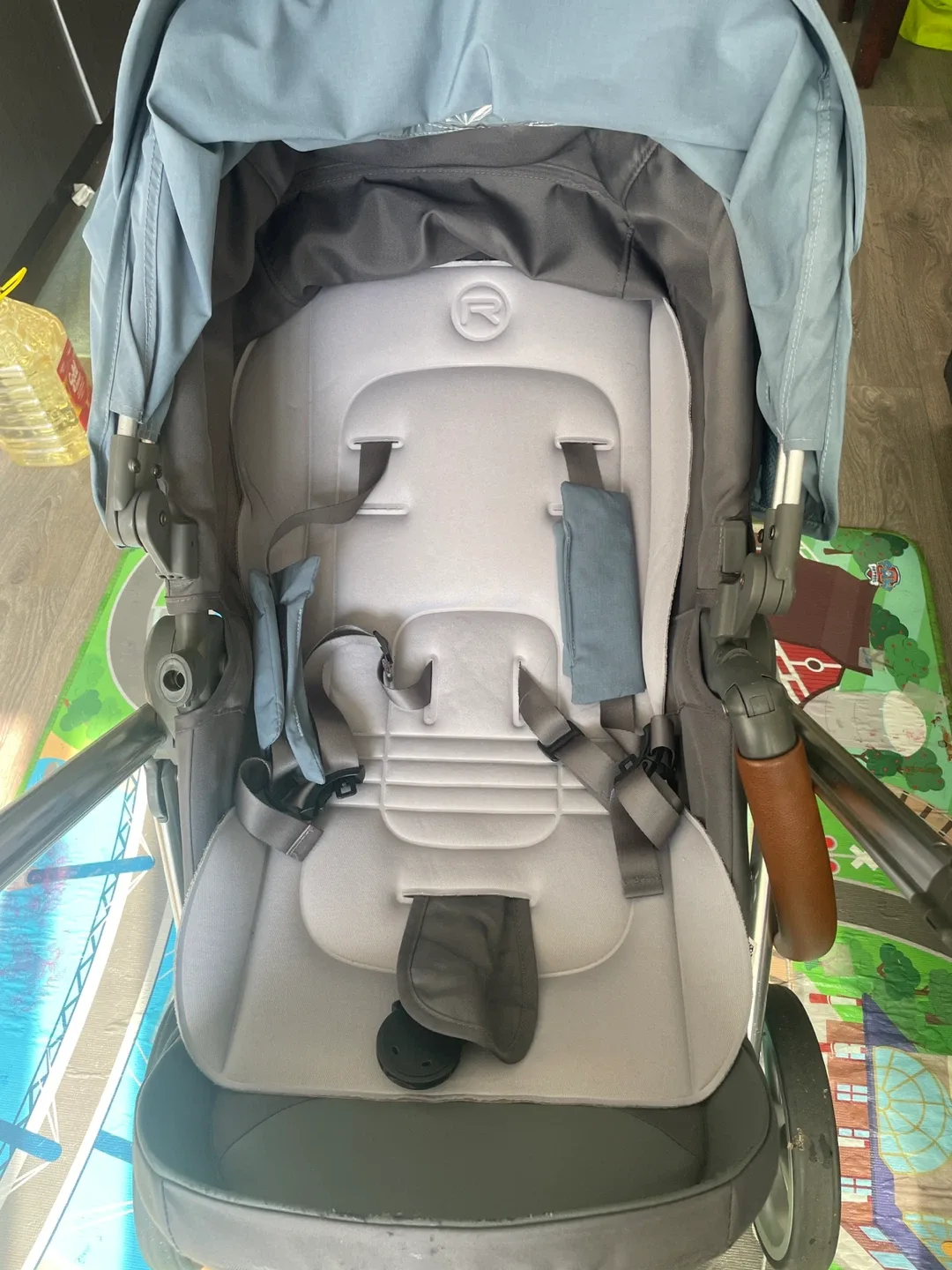 Stroller - Excellent Condition! image indicator(3)