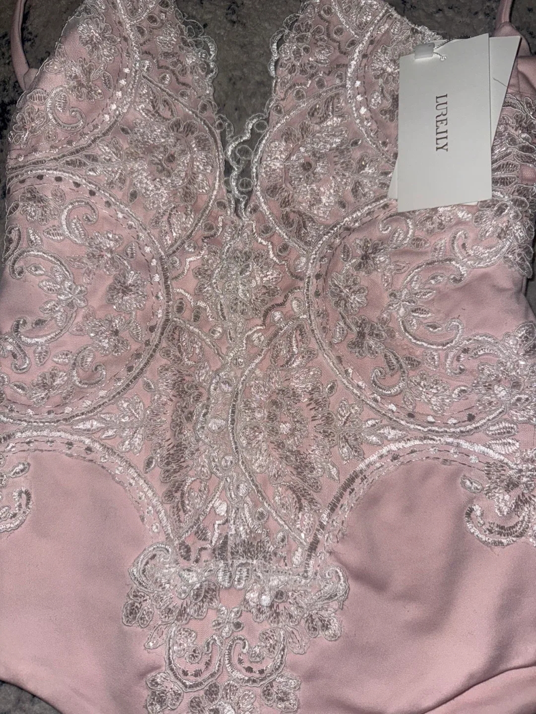Le LILY Pink Lace Bodysuit image indicator(2)