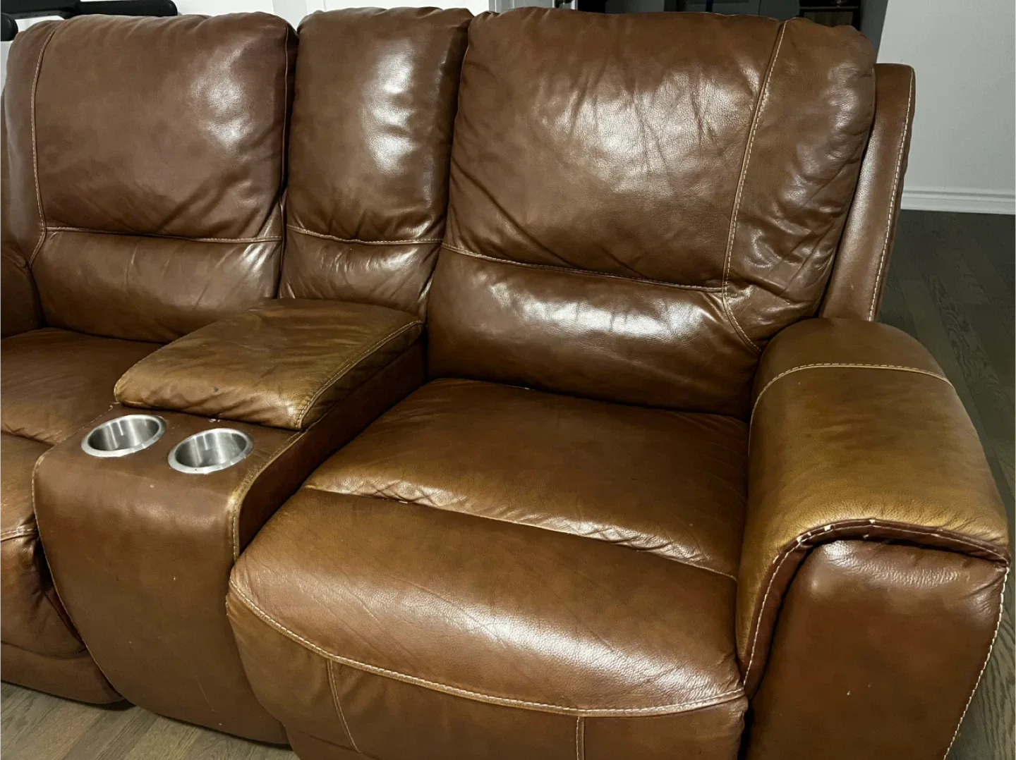 Brown Leather Reclining Sofa Set image indicator(3)
