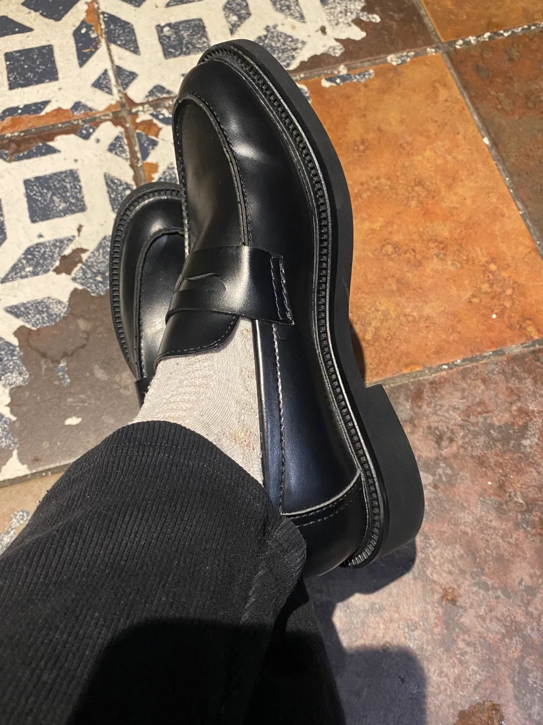 last call ☎️ H&M Black Leather Penny Loafers image indicator(2)