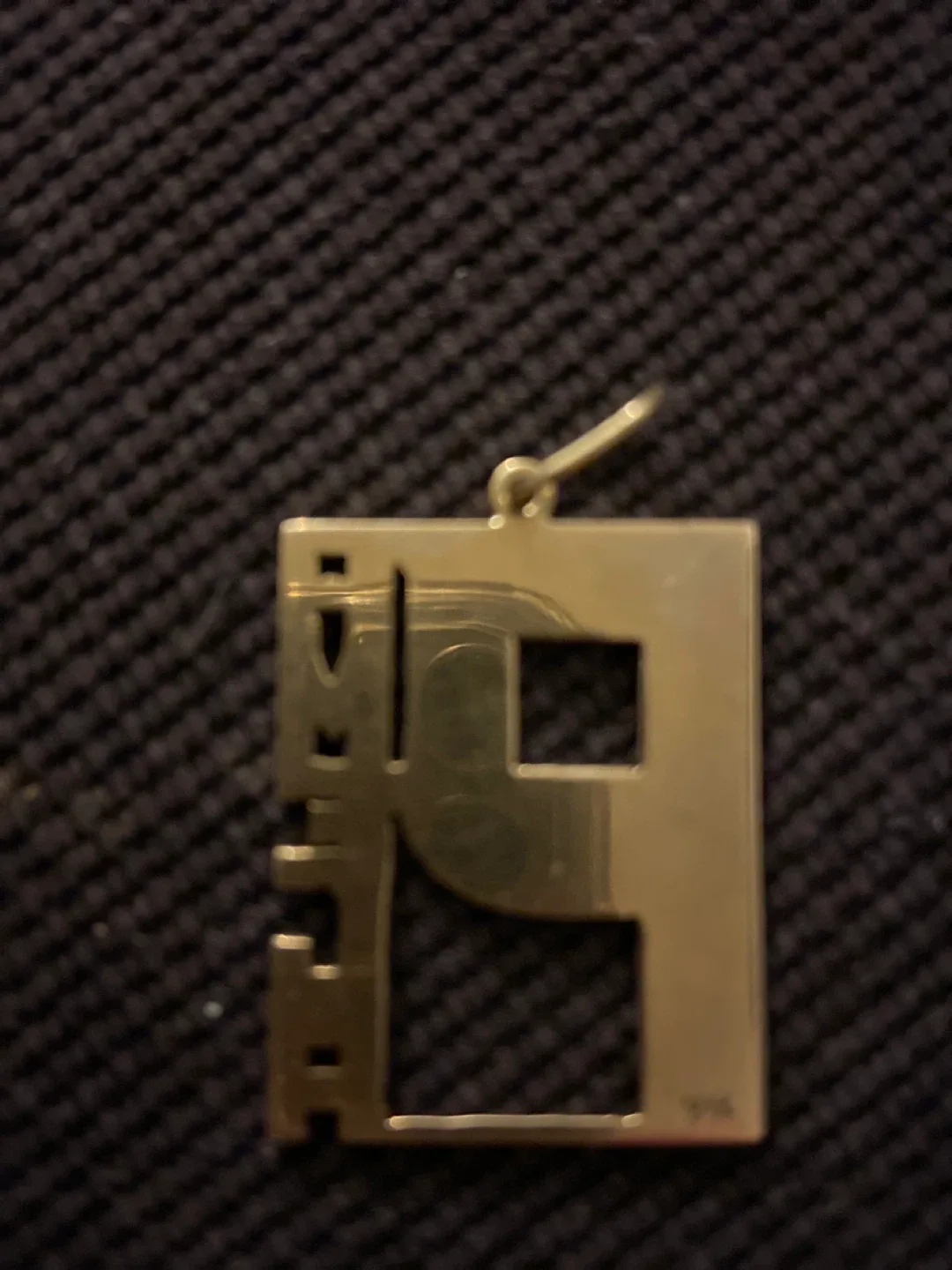 Gold 'P' Initial Pendant 14k thumbnail