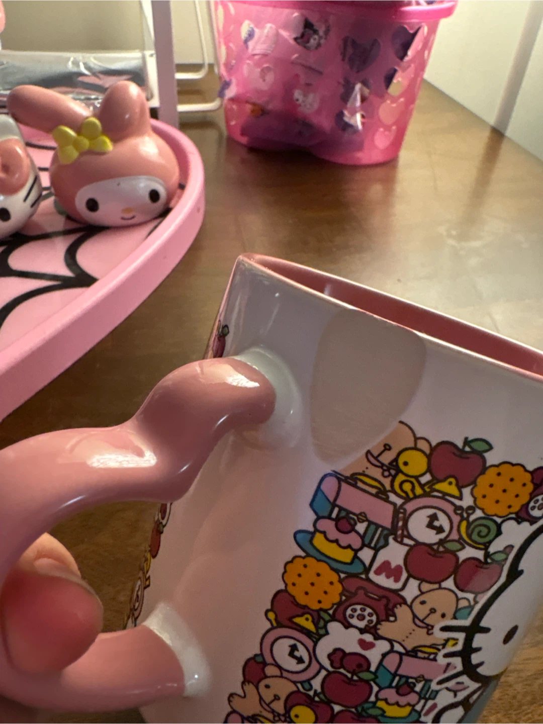 Hello Kitty Mug with Heart Handle - photo 2