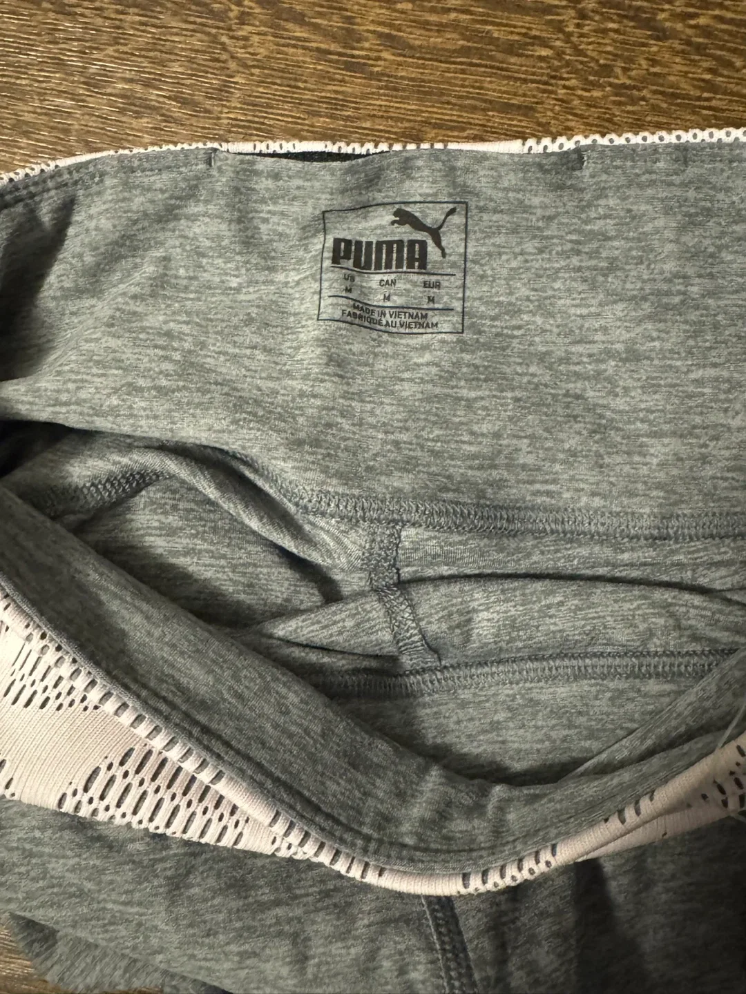 Brand New - Puma Running/Training Leggings - Size M image indicator(3)