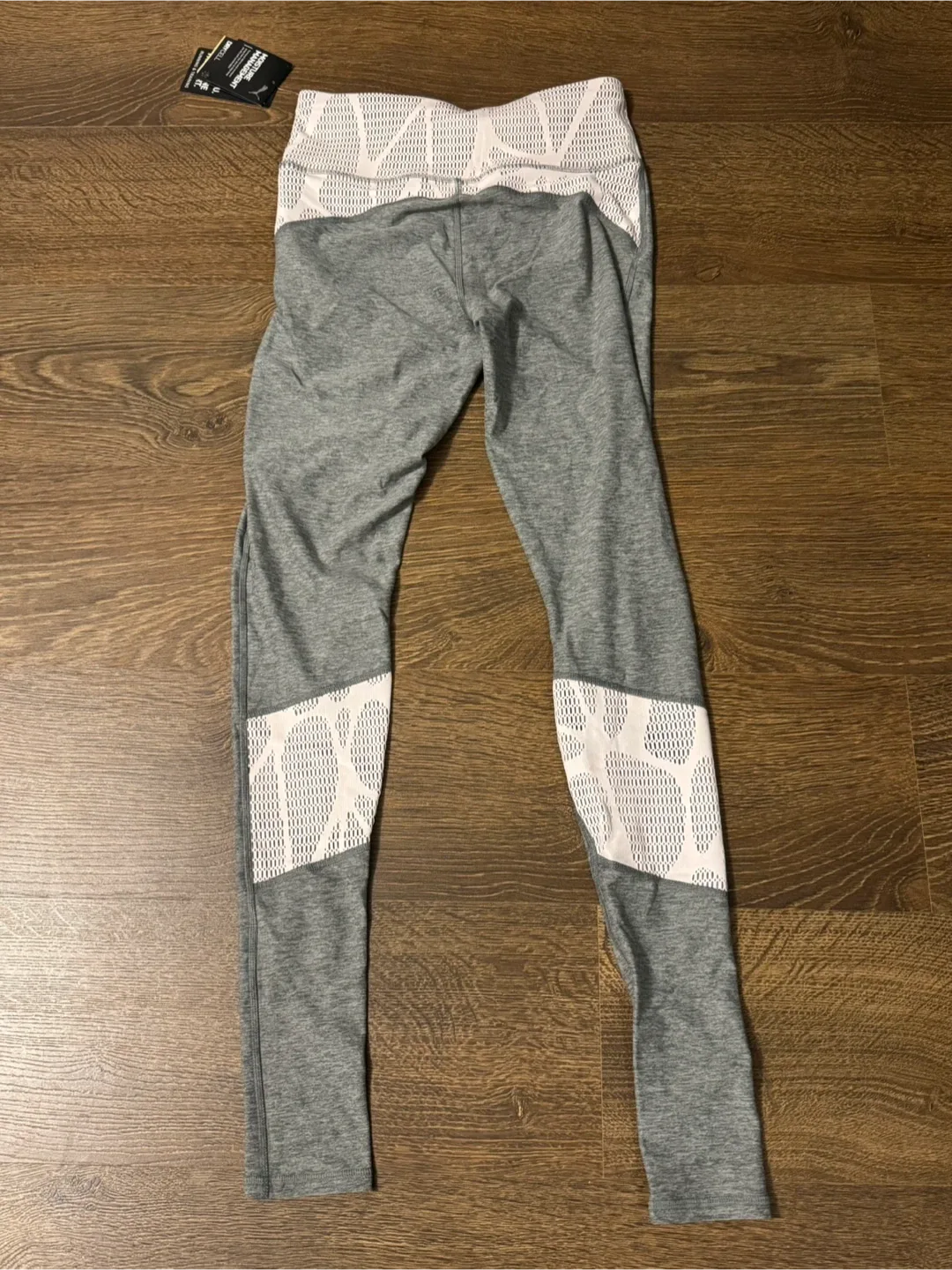 Brand New - Puma Running/Training Leggings - Size M image indicator(2)