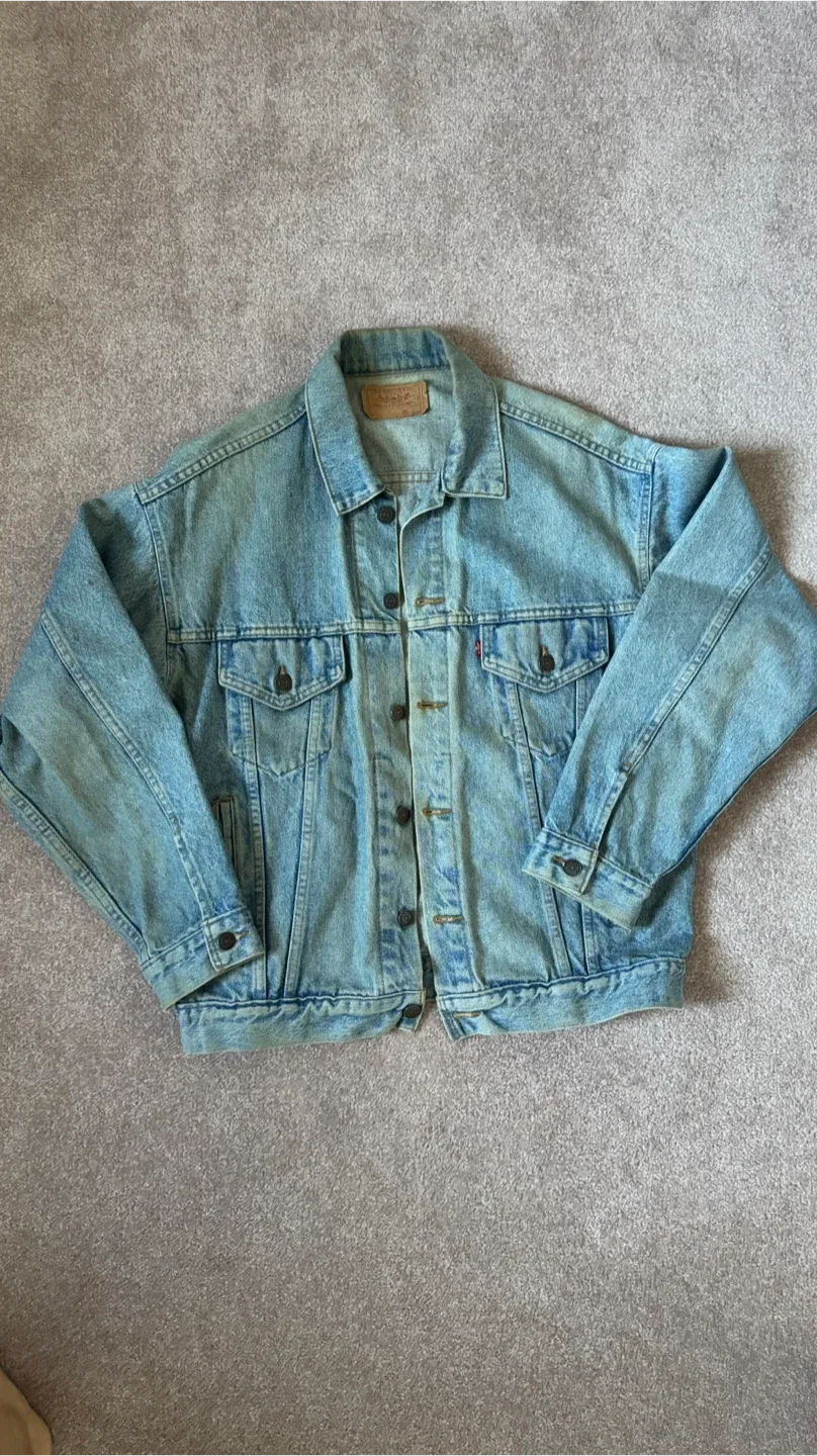 Levi Strauss & Co. Denim Jacket Size Large