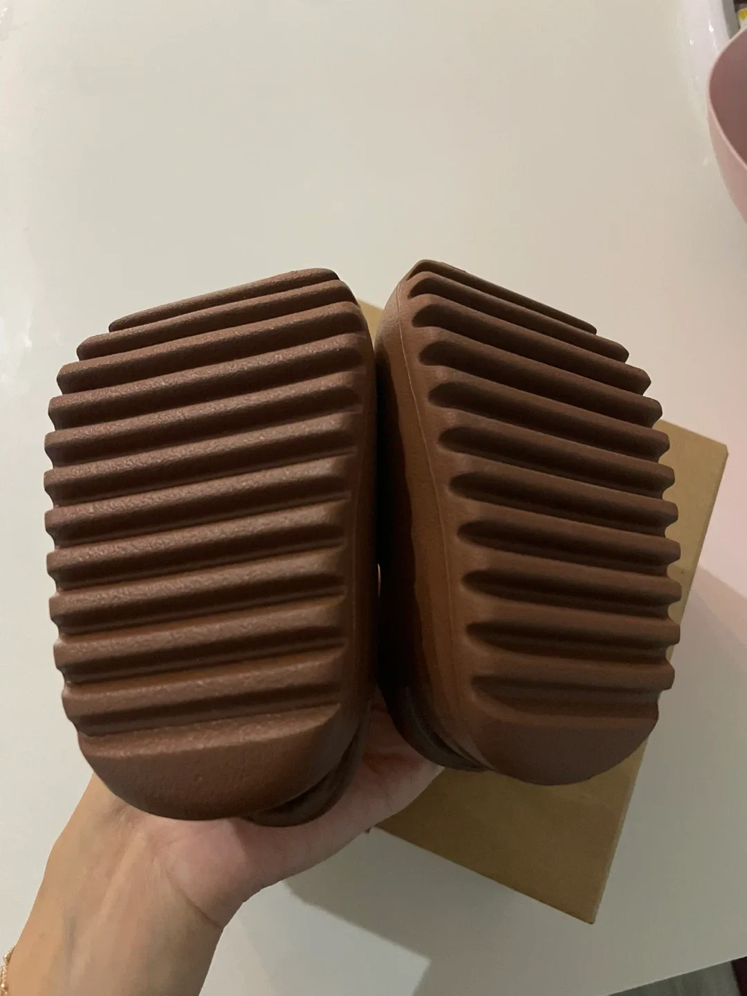 Adidas Yeezy Slide Infant Flax Size 4K image indicator(3)