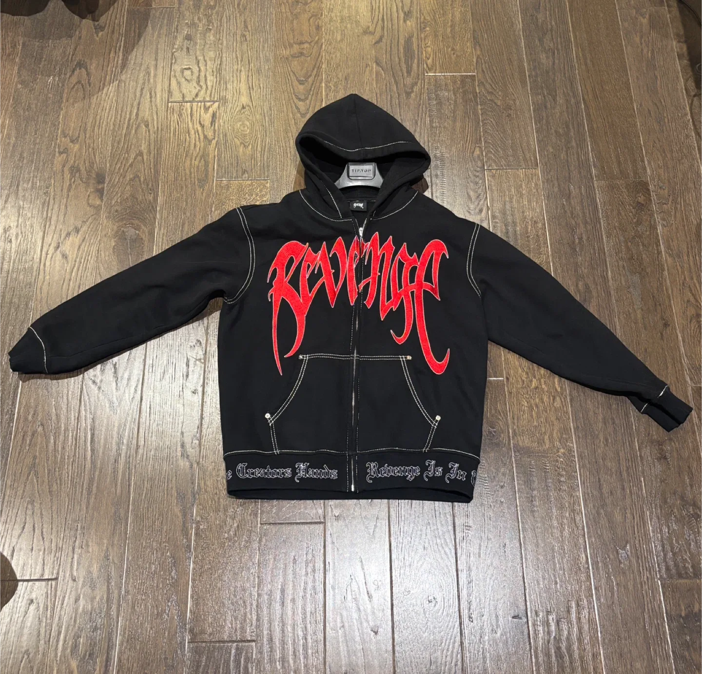 Revenge Black/Red Hoodie image indicator(2)