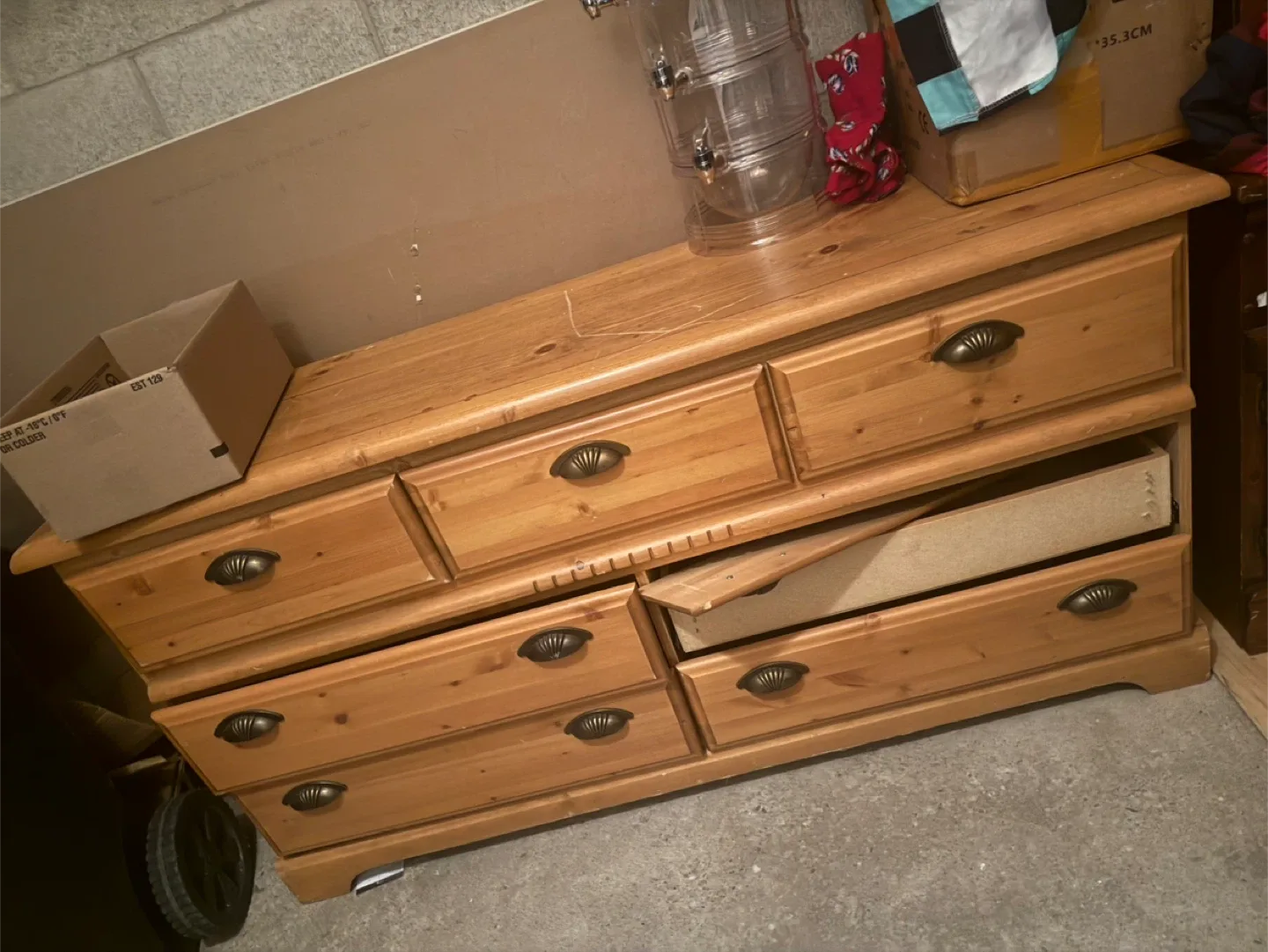 Used Furniture Lot image indicator(3)