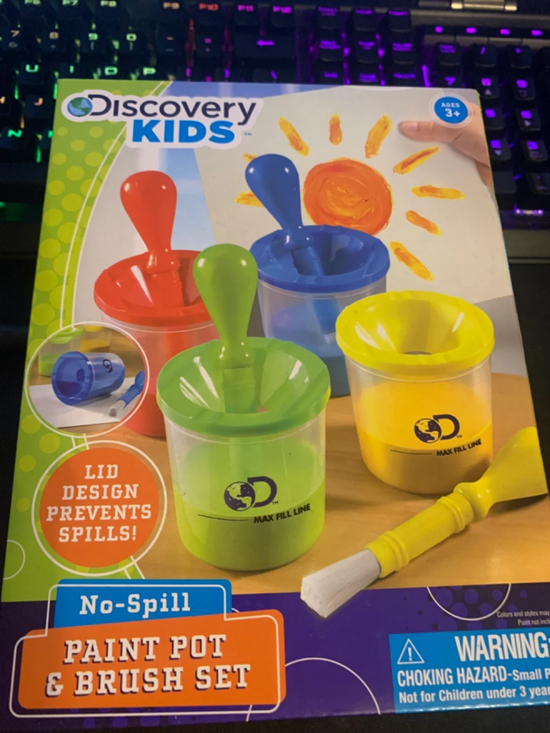 Discovery Kids No-Spill Paint Pot & Brush Set (Ages 3+)