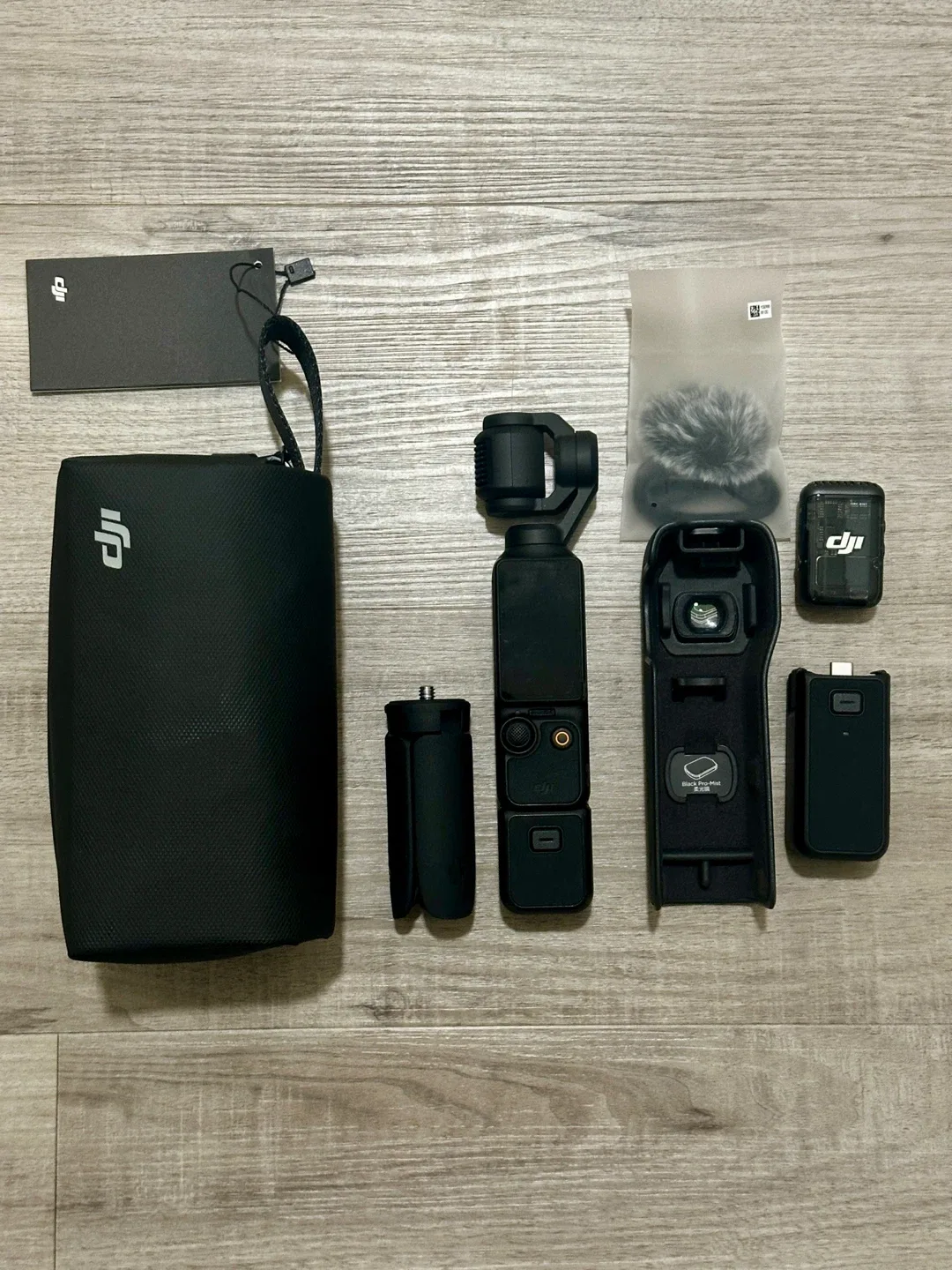 40% off New DJI Osmo Pocket 3 Creator Combo image indicator(2)