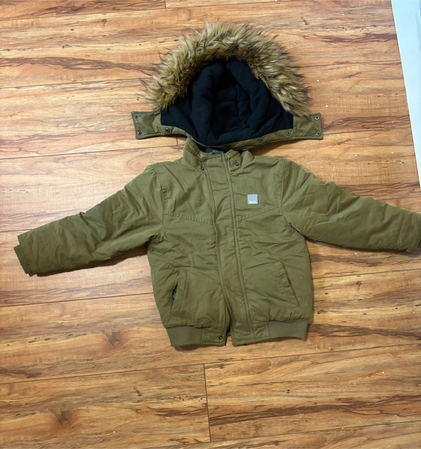 Bench Kids' Winter Jacket - Size 7/8 image indicator(2)