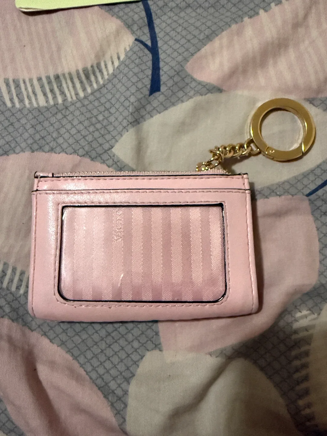 Victoria’s Secret Pink Cardholder Keychain image indicator(2)