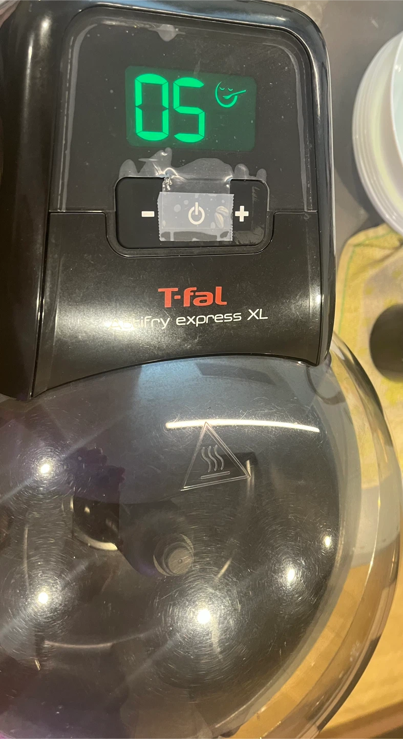 T-fal ActiFry Express XL Air Fryer – Like New (Tested Once) - photo 5