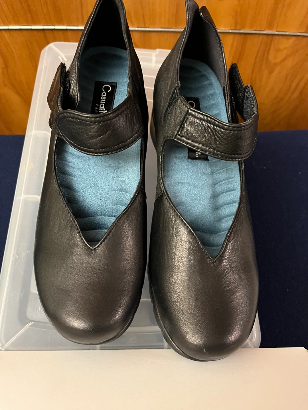 Casual Paris Black Leather Mary Janes