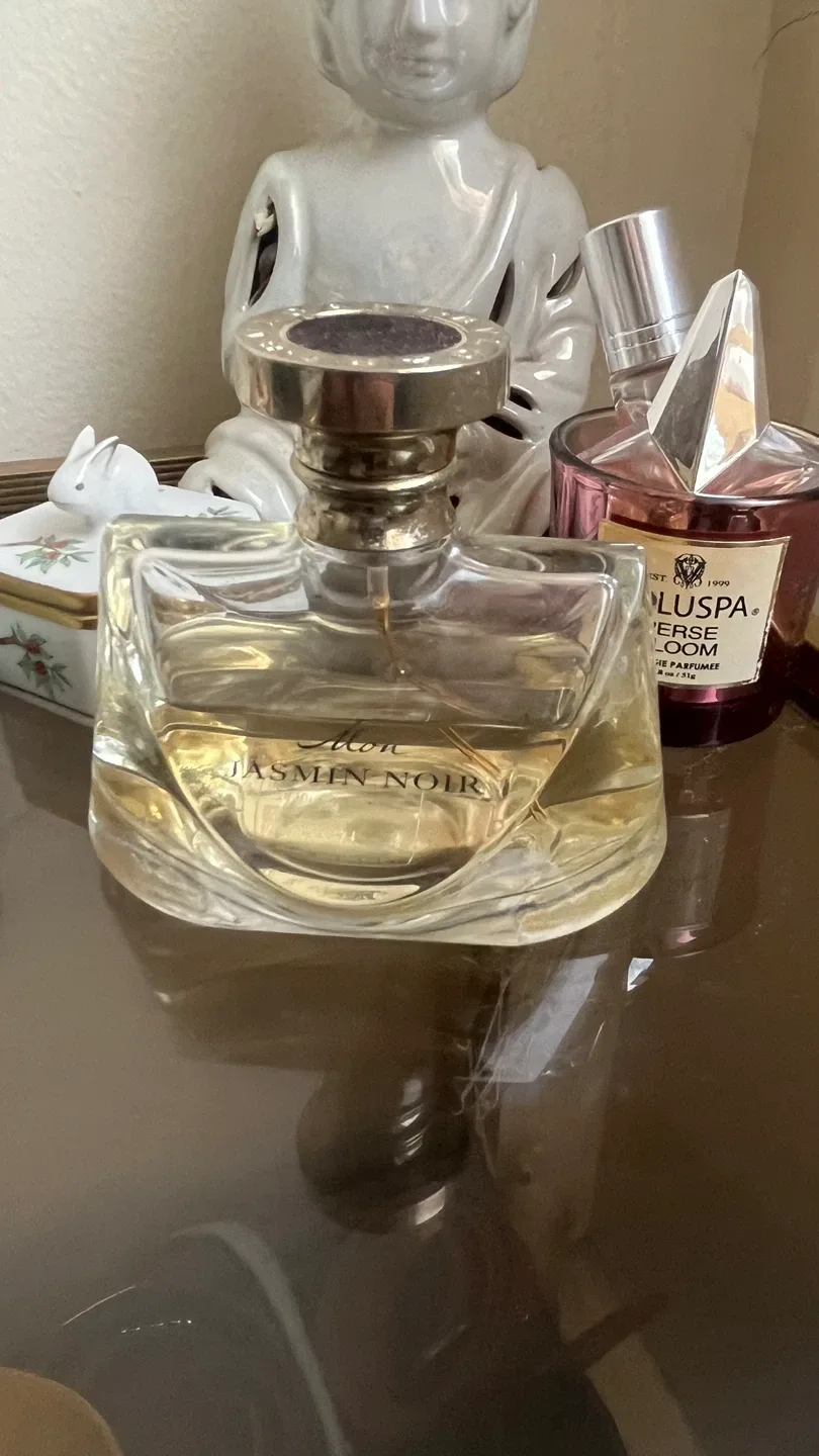 Bvlgari Mon Jasmin Noir Eau de Parfum image indicator(2)