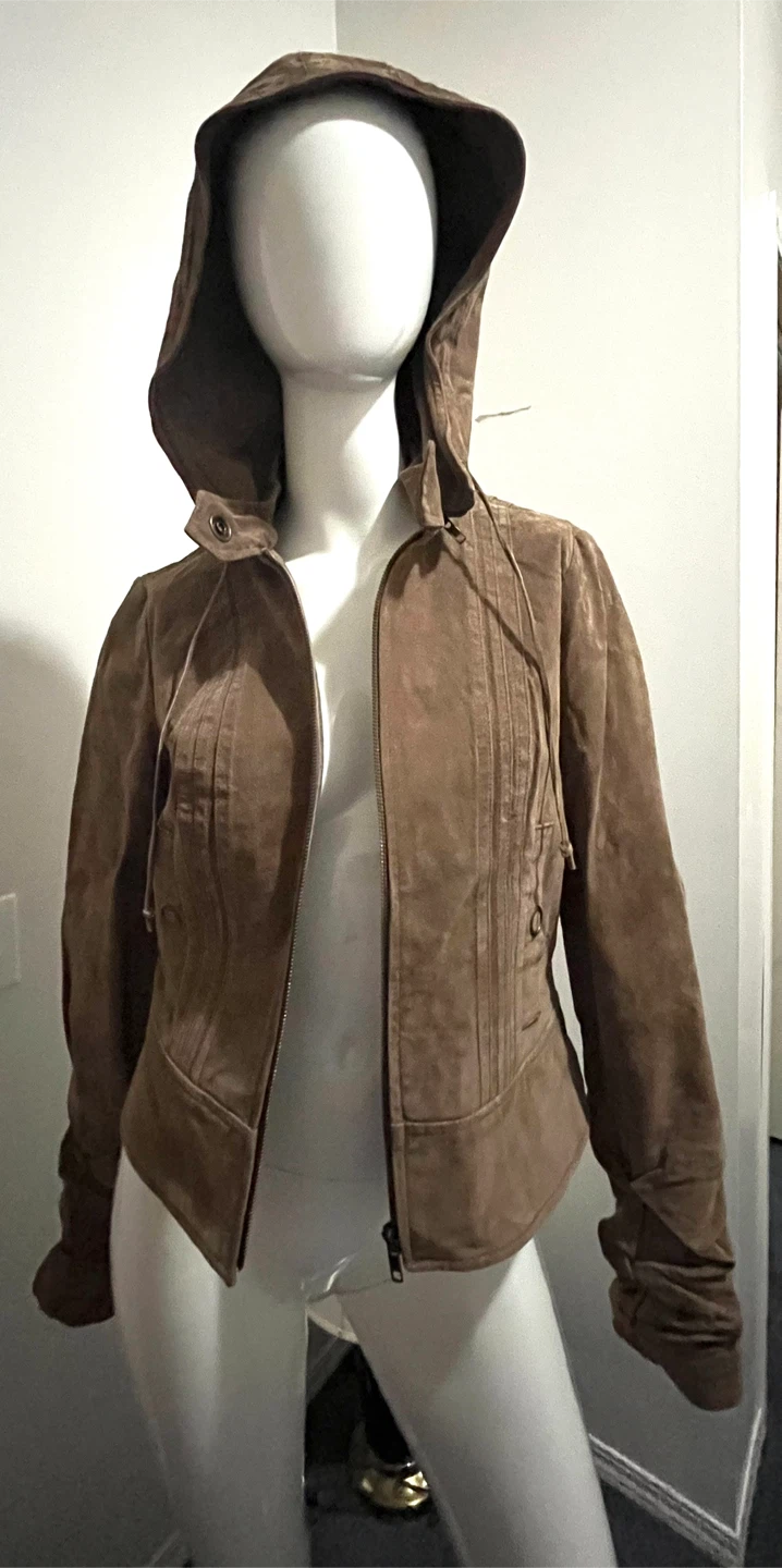Le Chateau Tauped Suede Jacket - Size Small - photo 2