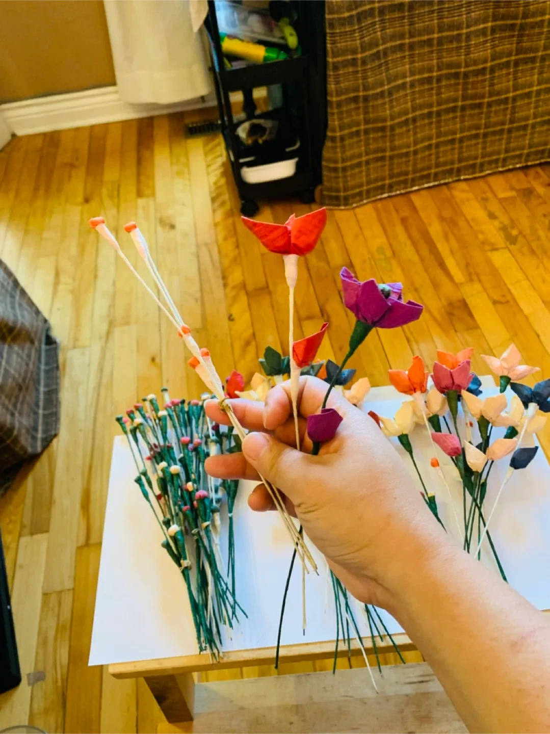 NEW handcrafted loose artificial flower decor image indicator(4)