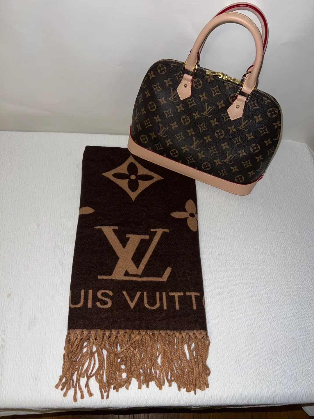 Louis Vuitton Alma PM Monogram Handbag thumbnail