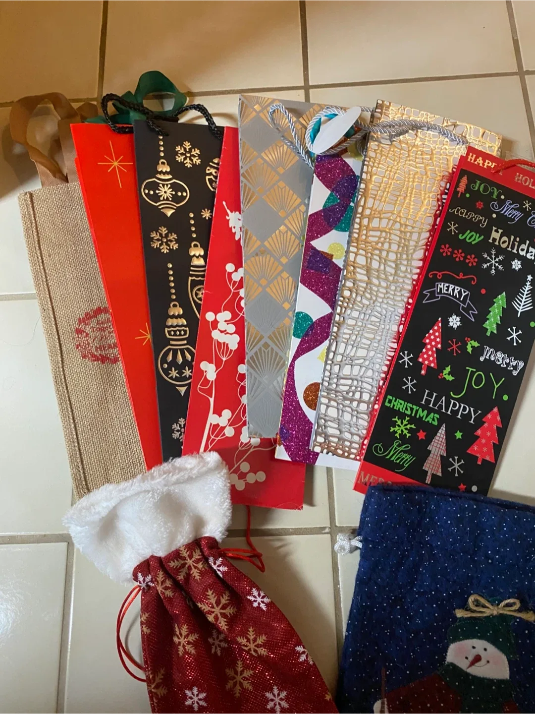 10 Christmas Wine Gift Bags image indicator(3)