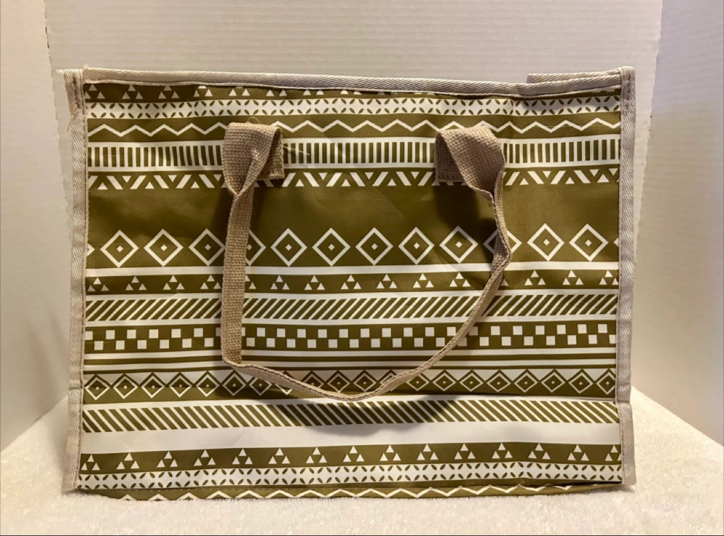Free Patterned Tote Bag Medium. Size Zippered