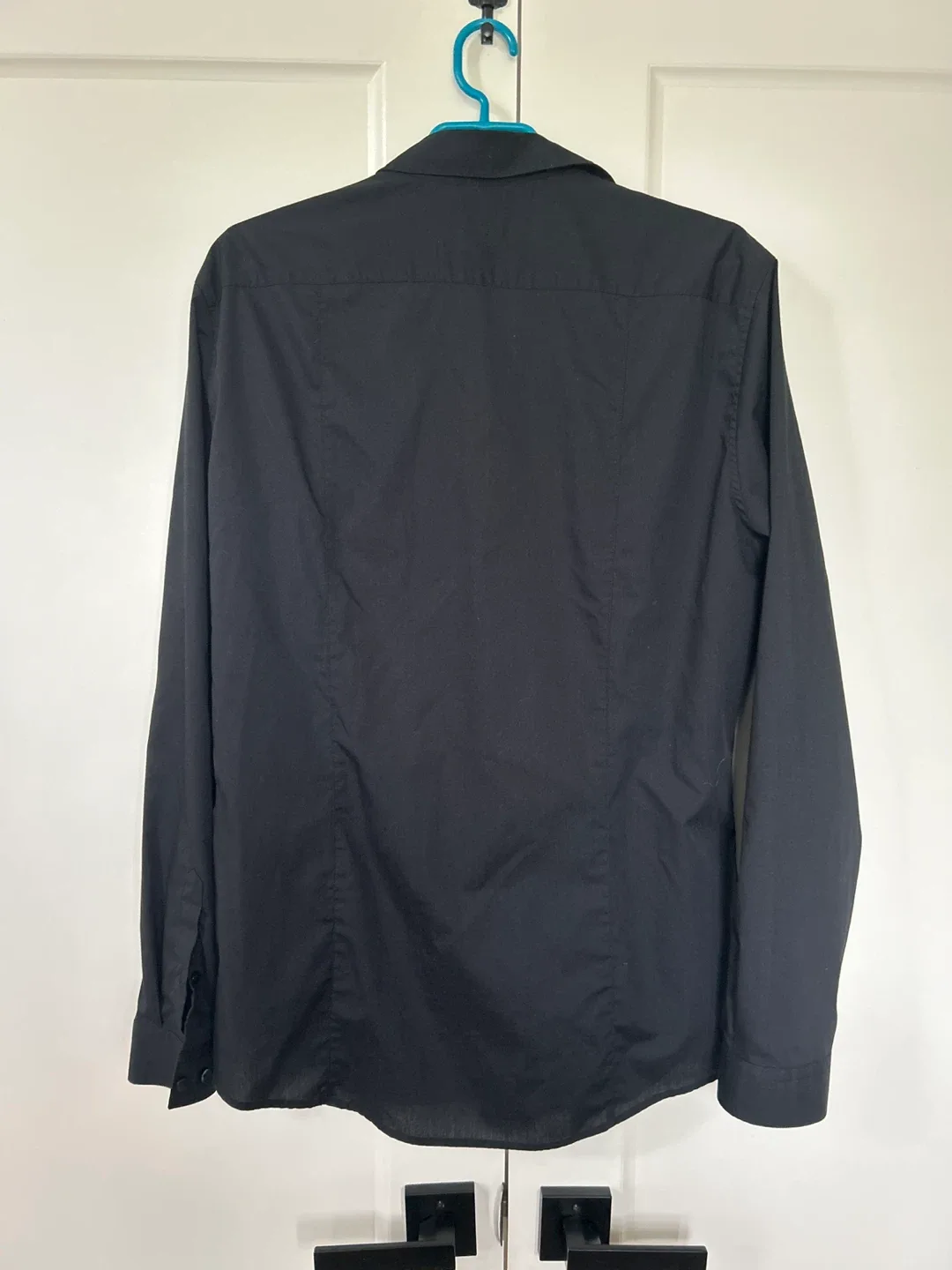 H&M Easy Iron Slim Fit Black Shirt - L image indicator(3)