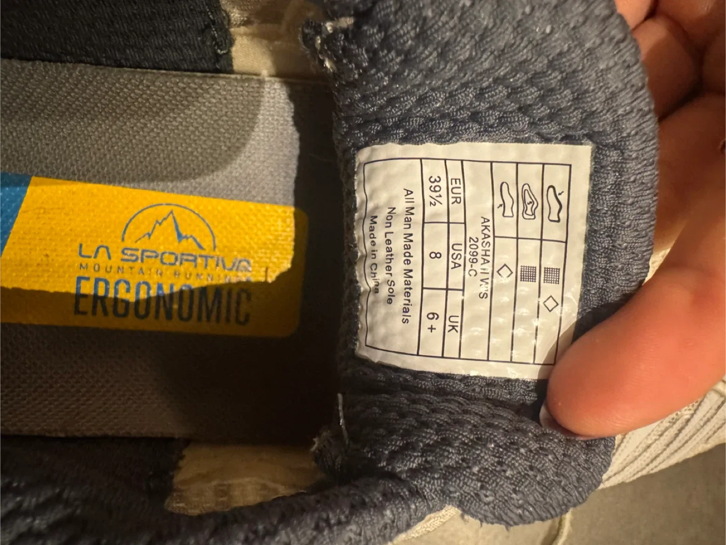 La Sportiva Akasha II mountain running shoes image indicator(3)