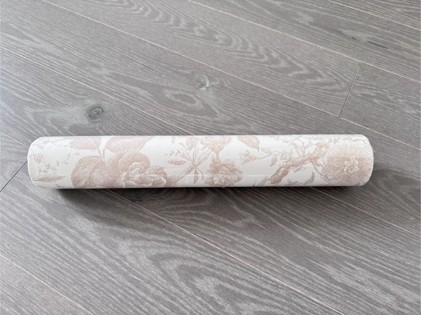 Brand New Self Adhesive Wallpaper Film Roll image indicator(5)