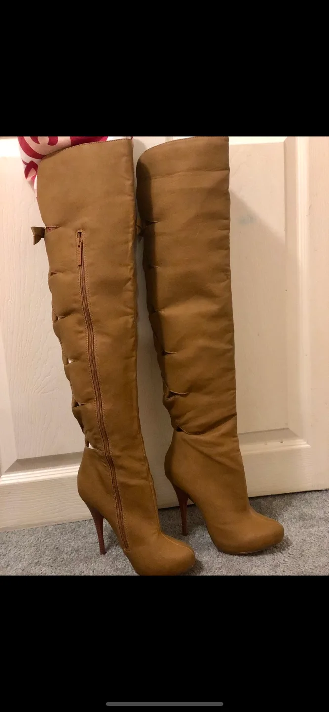 Tan Thigh High Heel Boots size 7 image indicator(2)