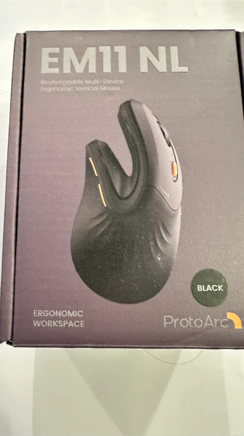 ProtoArc EM11 NL Ergonomic Vertical Mouse - Black thumbnail