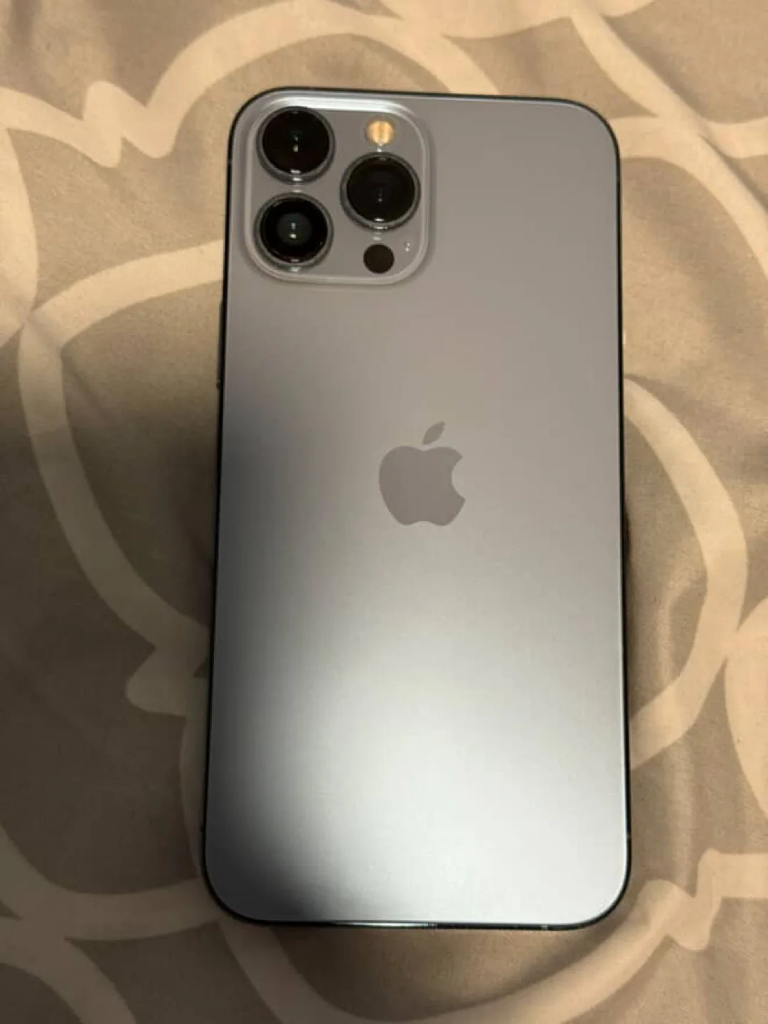 iPhone 13 Pro - Excellent Condition image indicator(2)