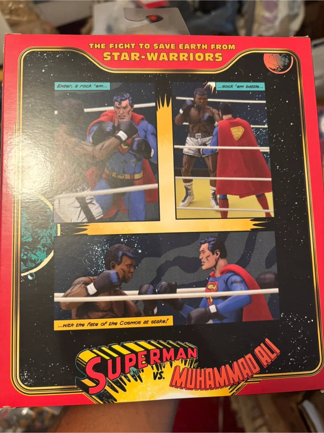 Superman vs Muhammad Ali Action Figures image indicator(2)