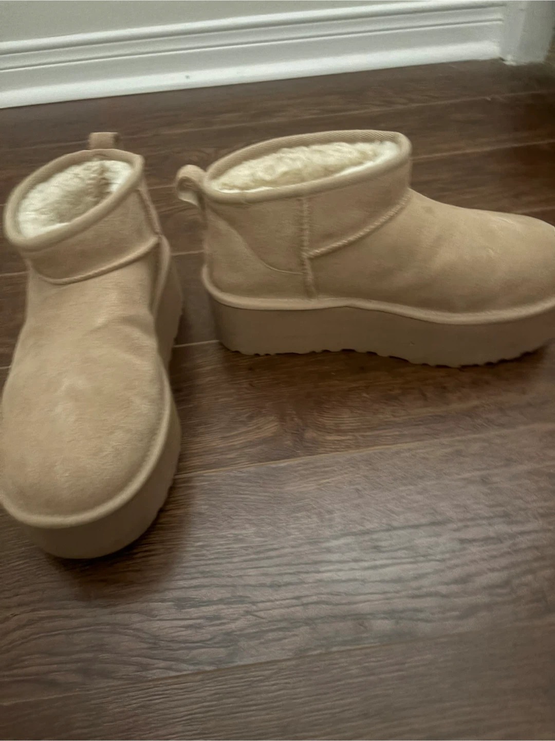 UGG Mini Platform Boot - photo 2