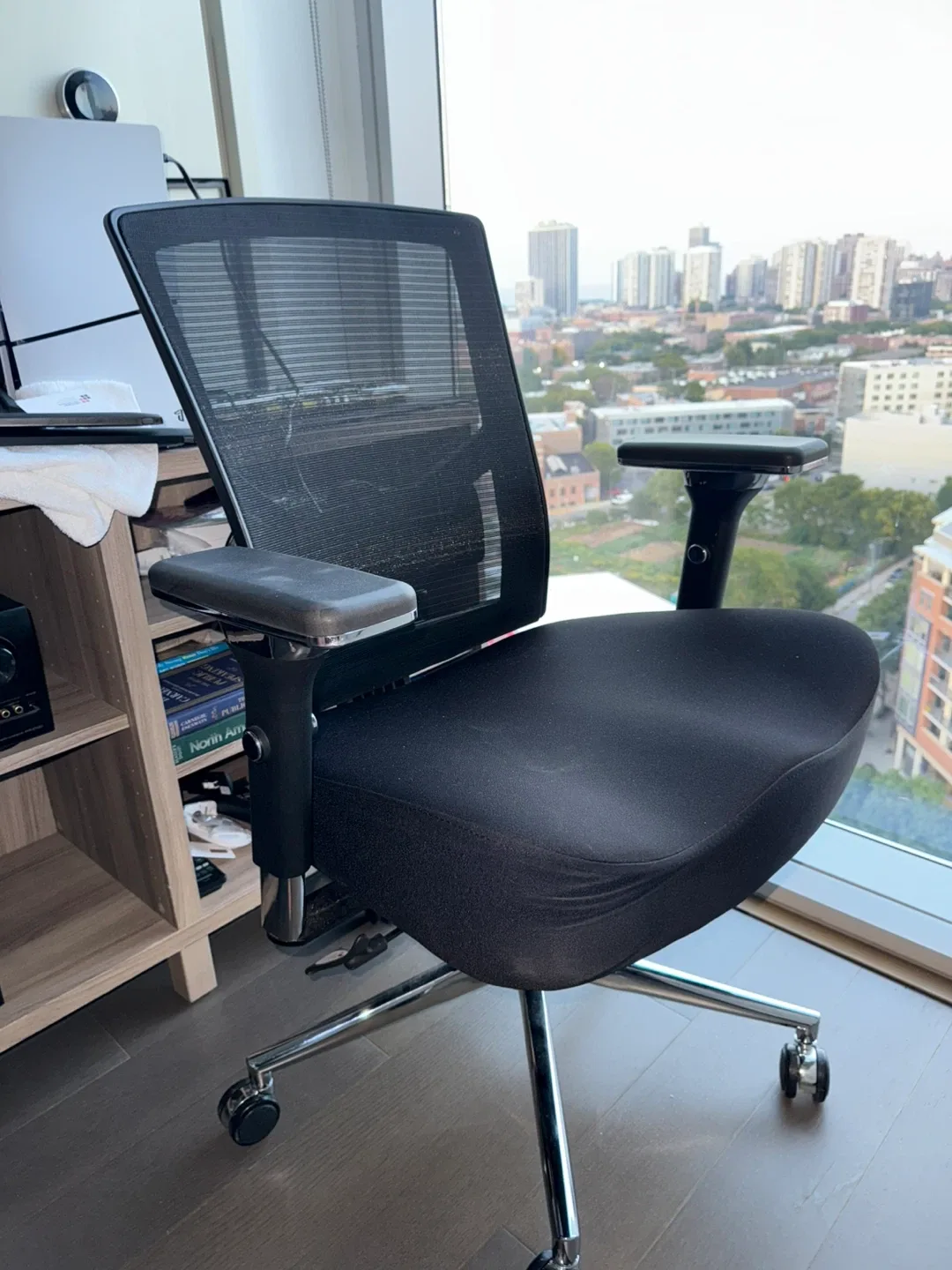Ergonomic Office Chair - Black thumbnail