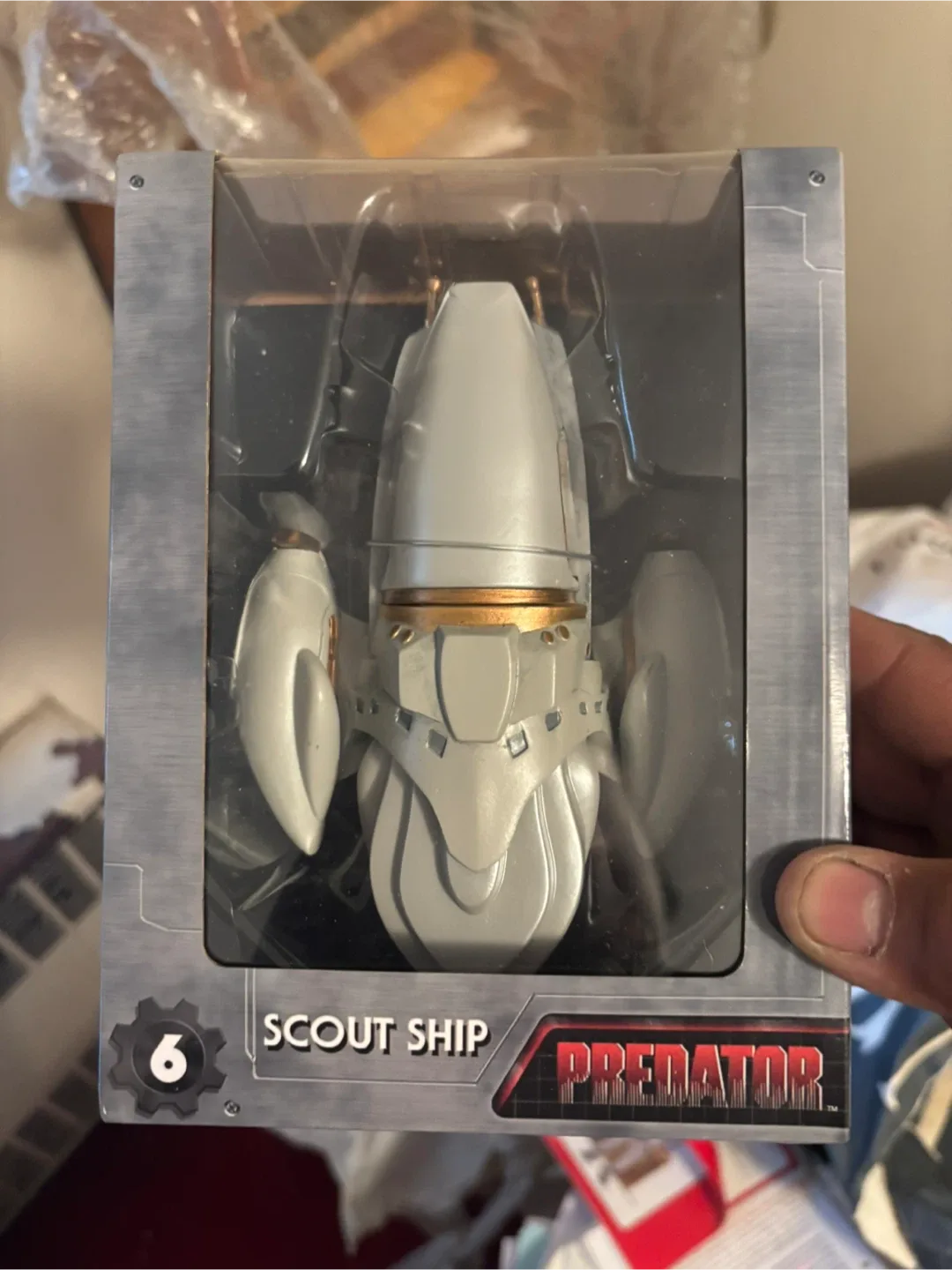Star Trek & Predator Starship Collection image indicator(2)