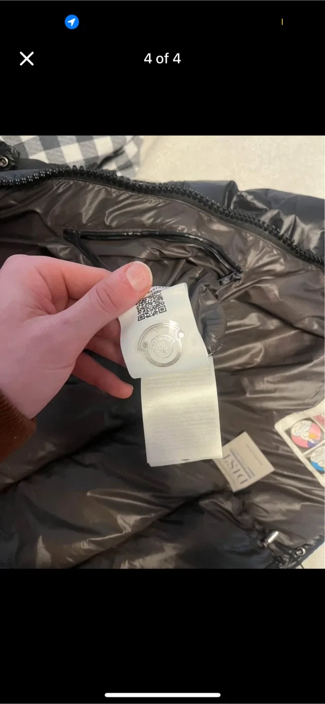 Moncler Black Puffer Jacket image indicator(4)