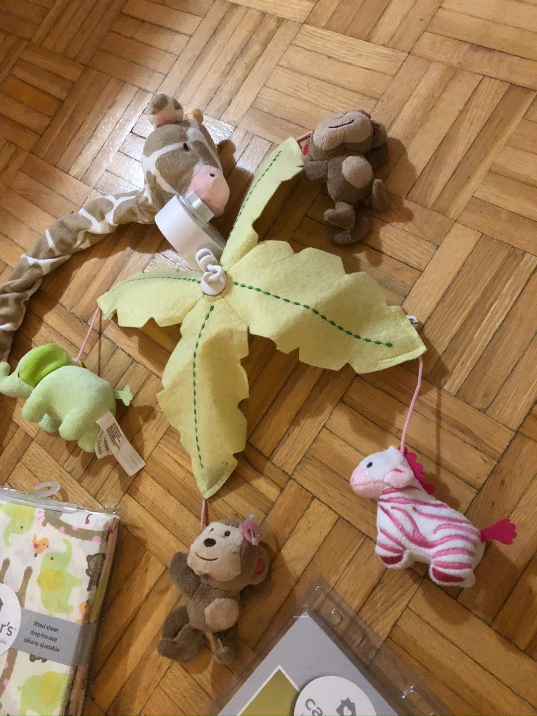 Carter's Jungle Collection Baby Crib Mobile & More - photo 2