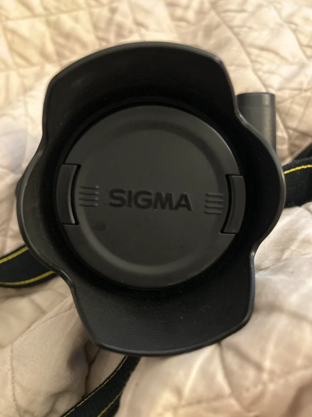 Nikon D50 DSLR Camera with Sigma Lens As-Is image indicator(3)